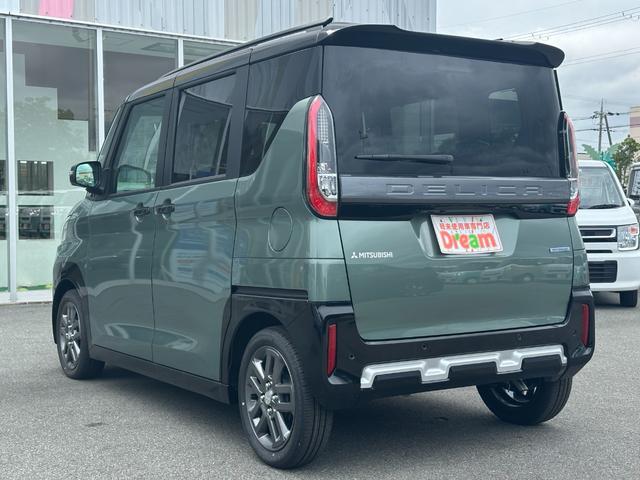 デリカミニ Ｇ　プレミアム　届出済未使用車　アラウンドビューモニター　両側電動スライドドア　クルーズコントロール　純正アルミホイール　ルーフレール　ＬＥＤヘッドライト　オートマチックハイビーム　前席シートヒーター　サンシェード（11枚目）