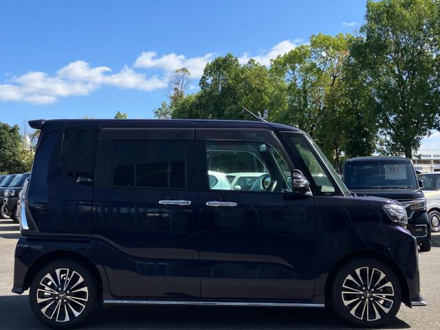 タント カスタムＲＳ　ナビ　全周囲カメラ　ＥＴＣ　両側電動スライドドア　衝突被害軽減ブレーキ　クルーズコントロール　電子パーキング　オートブレーキホールド　レーンキープ　前席シートヒーター　シートバックテーブル（11枚目）