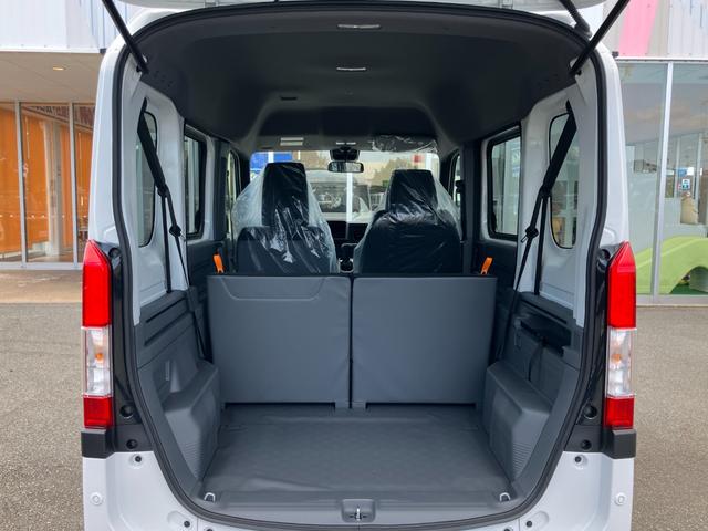 Ｎ－ＶＡＮ Ｇ　ＨｏｎｄａＳＥＮＳＩＮＧ　アダプティブクルーズコントロール　キーレス　オートエアコン　パワーウィンドウ　パワーステアリング　横滑り防止装置　アイドリングストップ　アクセサリーソケット（12枚目）