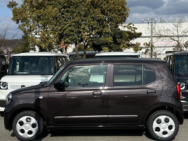 アルト L アップグレードパッケージ装着者 届出済未使用車 衝突被害軽減ブレーキ 運転席&助手席シートヒーター コーナーセンサー キーレス オートエアコン オートライト アクセサリーソケット アイドリングストップ(8枚目)