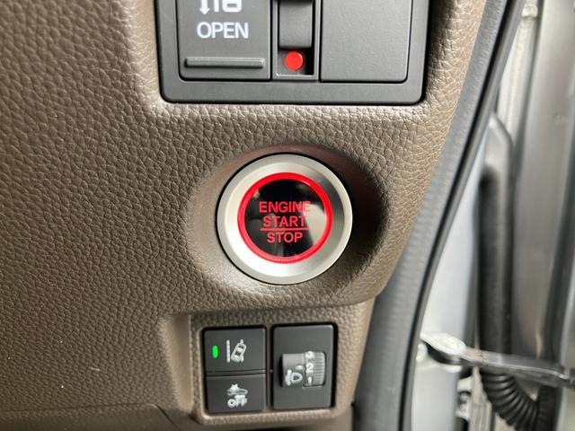 N-BOX L ナビ バックカメラ ETC 片側電動スライドドア 衝突被害軽減ブレーキ パーキングセンサー アダプティブクルーズコントロール 電子パーキング オートブレーキホールド 前席シートヒーター スマートキー(39枚目)