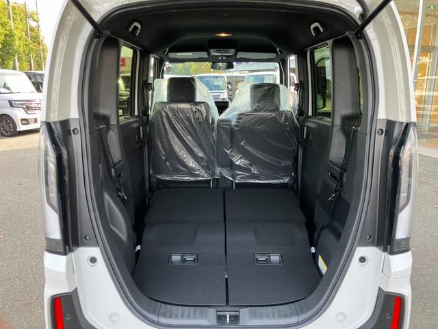 Ｎ－ＢＯＸカスタム ベースグレード　ＨｏｎｄａＳＥＮＳＩＮＧ　片側電動スライドドア　アダプティブクルーズコントロール　純正アルミホイール　ＬＥＤヘッドライト　電子パーキング　オートブレーキホールド　前席シートヒーター　ロールサンシェード（30枚目）