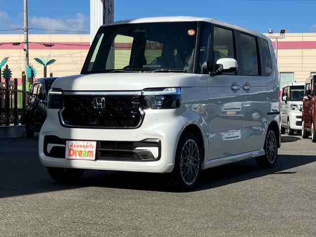 Ｎ－ＢＯＸカスタム ターボ　ＨｏｎｄａＳＥＮＳＩＮＧ　両側電動スライドドア　追従型クルーズコントロール　純正アルミホイール　ＬＥＤヘッドライト　前席シートヒーター　電子パーキング　オートブレーキホールド　オートリトラミラー（6枚目）