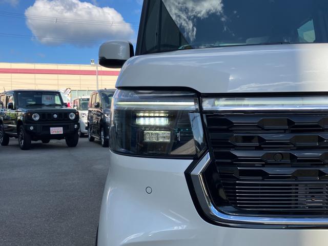 Ｎ－ＢＯＸカスタム ターボ　ＨｏｎｄａＳＥＮＳＩＮＧ　両側電動スライドドア　追従型クルーズコントロール　純正アルミホイール　ＬＥＤヘッドライト　前席シートヒーター　電子パーキング　オートブレーキホールド　オートリトラミラー（17枚目）