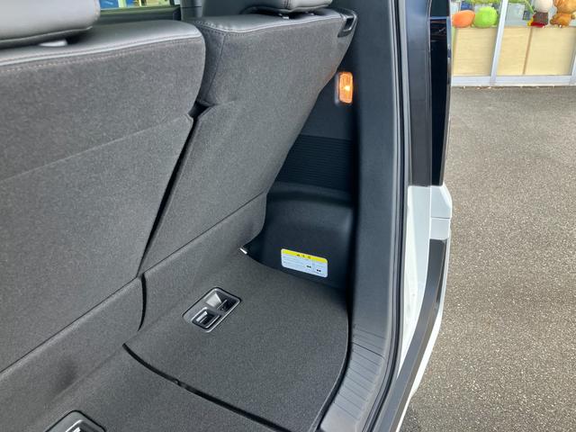 Ｎ－ＢＯＸカスタム ターボ　ＨｏｎｄａＳＥＮＳＩＮＧ　両側電動スライドドア　追従型クルーズコントロール　純正アルミホイール　ＬＥＤヘッドライト　前席シートヒーター　電子パーキング　オートブレーキホールド　オートリトラミラー（28枚目）