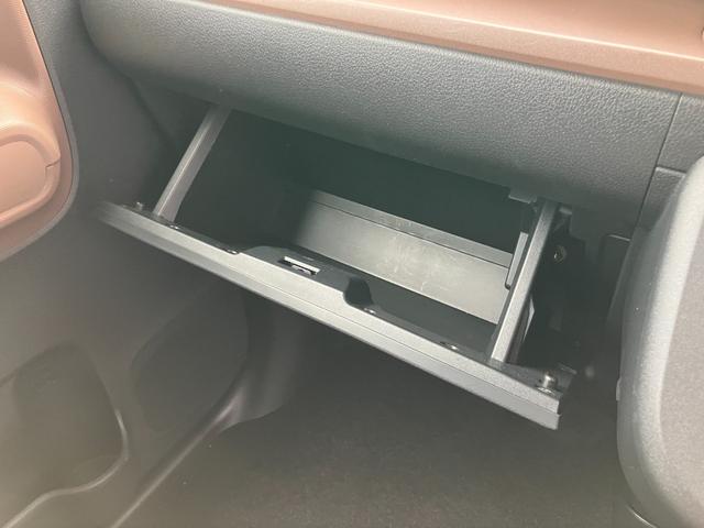 ムーヴキャンバス セオリーＧターボ　両側電動スライドドア　衝突被害軽減ブレーキ　クルーズコントロール　電子パーキング　オートブレーキホールド　パーキングセンサー　シートヒーター　フォグライト　ホットカップホルダー　ステアリングスイッチ（40枚目）