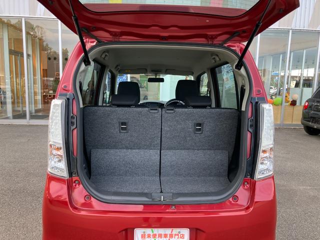 ワゴンＲスティングレー Ｔ　ナビ　純正アルミホイール　キーレス　フォグライト　オートライト　オートエアコン　ステアリングスイッチ　電動格納式ミラー　アイドリングストップ　アクセサリーソケット　助手席シートアンダーボックス（14枚目）