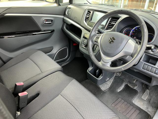 ワゴンＲスティングレー Ｔ　ナビ　純正アルミホイール　キーレス　フォグライト　オートライト　オートエアコン　ステアリングスイッチ　電動格納式ミラー　アイドリングストップ　アクセサリーソケット　助手席シートアンダーボックス（21枚目）