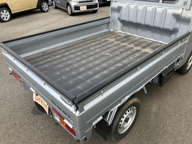 ハイゼットトラック スタンダード ラジオ オートライト 3方開 マニュアルエアコン アクセサリーソケット マニュアルレベリング機能(16枚目)