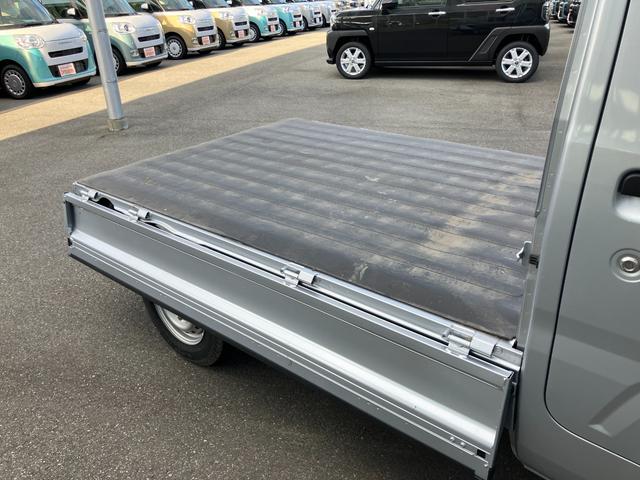 ハイゼットトラック スタンダード ラジオ オートライト 3方開 マニュアルエアコン アクセサリーソケット マニュアルレベリング機能(19枚目)