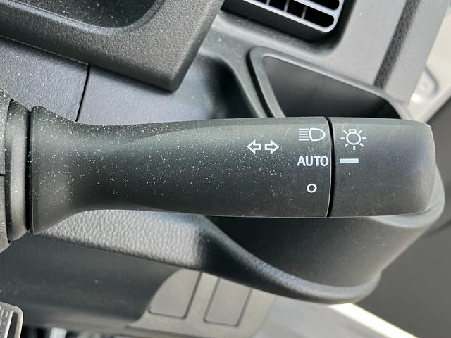 ハイゼットトラック スタンダード ラジオ オートライト 3方開 マニュアルエアコン アクセサリーソケット マニュアルレベリング機能(29枚目)