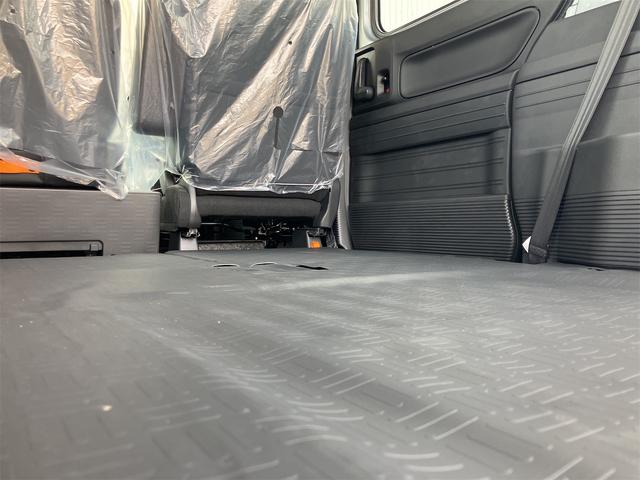 ホンダ N-VAN 24枚目