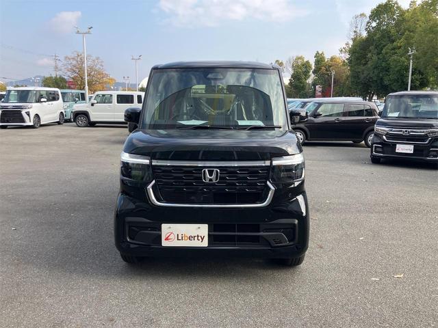 N-BOXカスタム ベースグレード 両側スライド・片側電動 クリアランスソナー オートクルーズコントロール レーンアシスト オートライト スマートキー アイドリングストップ 電動格納ミラー シートヒーター CVT ESC(6枚目)