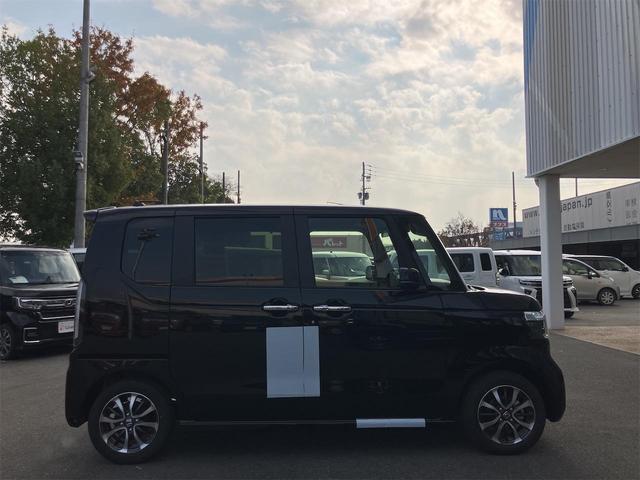 N-BOXカスタム ベースグレード 両側スライド・片側電動 クリアランスソナー オートクルーズコントロール レーンアシスト オートライト スマートキー アイドリングストップ 電動格納ミラー シートヒーター CVT ESC(8枚目)