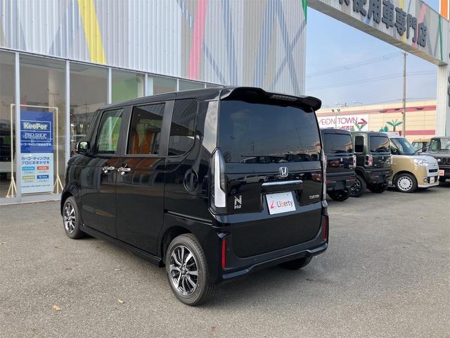 N-BOXカスタム ベースグレード 両側スライド・片側電動 クリアランスソナー オートクルーズコントロール レーンアシスト オートライト スマートキー アイドリングストップ 電動格納ミラー シートヒーター CVT ESC(10枚目)