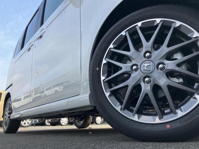 N-BOXカスタム ターボ 両側電動スライドドア クリアランスソナー レーンアシスト オートライト スマートキー アイドリングストップ 電動格納ミラー シートヒーター CVT ESC チップアップシート(19枚目)