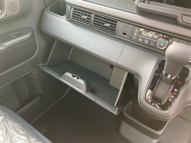 N-BOXカスタム ターボ 両側電動スライドドア クリアランスソナー レーンアシスト オートライト スマートキー アイドリングストップ 電動格納ミラー シートヒーター CVT ESC チップアップシート(38枚目)