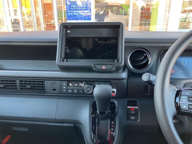 ホンダ N-BOXカスタム 32枚目