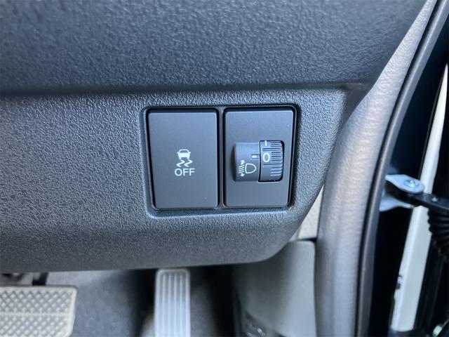 ホンダ N-BOXカスタム 39枚目