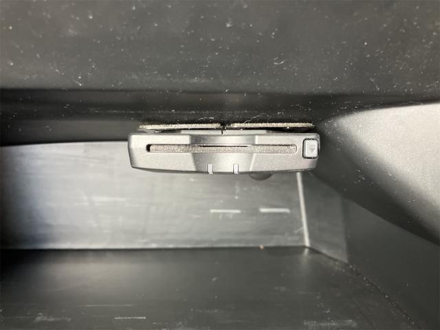 Ｎ－ＢＯＸカスタム Ｇ・Ｌパッケージ　ＥＴＣ　両側スライド・片側電動　オートライト　スマートキー　アイドリングストップ　電動格納ミラー　ベンチシート　ＣＶＴ　ＥＳＣ　ＣＤ　ミュージックプレイヤー接続可　チップアップシート　アルミホイール（8枚目）