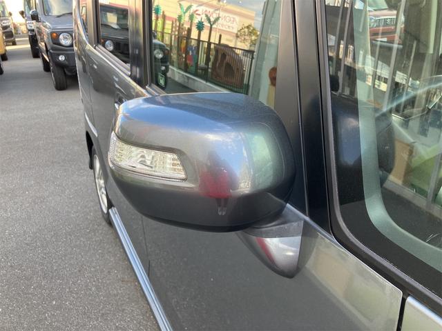 Ｎ－ＢＯＸカスタム Ｇ・Ｌパッケージ　ＥＴＣ　両側スライド・片側電動　オートライト　スマートキー　アイドリングストップ　電動格納ミラー　ベンチシート　ＣＶＴ　ＥＳＣ　ＣＤ　ミュージックプレイヤー接続可　チップアップシート　アルミホイール（26枚目）