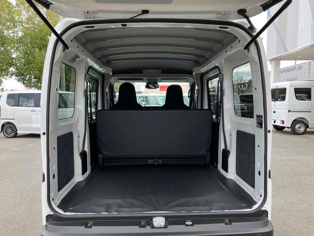 ハイゼットカーゴ DX CVT 衝突被害軽減システム クリアランスソナー 両側スライドドア キーレスエントリー アイドリングストップ オートライト エアコン パワーウィンドウ 運転席エアバッグ(23枚目)