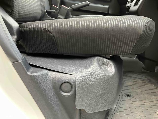 ハイゼットカーゴ DX CVT 衝突被害軽減システム クリアランスソナー 両側スライドドア キーレスエントリー アイドリングストップ オートライト エアコン パワーウィンドウ 運転席エアバッグ(36枚目)