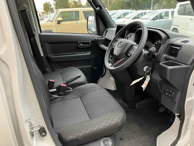 ハイゼットカーゴ DX CVT 衝突被害軽減システム クリアランスソナー 両側スライドドア キーレスエントリー アイドリングストップ オートライト エアコン パワーウィンドウ 運転席エアバッグ(38枚目)