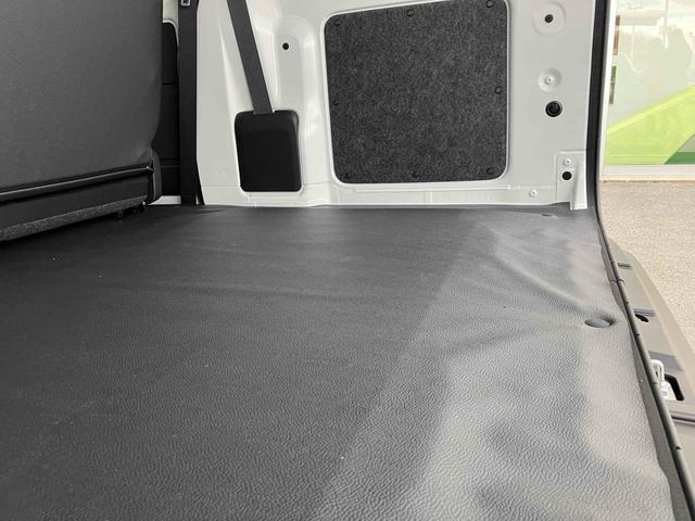 ハイゼットカーゴ DX CVT 衝突被害軽減システム クリアランスソナー 両側スライドドア キーレスエントリー アイドリングストップ オートライト エアコン パワーウィンドウ 運転席エアバッグ(41枚目)