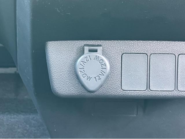 ミライース Ｌ　ＳＡＩＩＩ　クリアランスソナー　衝突被害軽減システム　オートマチックハイビーム　オートライト　キーレスエントリー　アイドリングストップ　ＣＶＴ　盗難防止システム　ＡＢＳ　ＥＳＣ　衝突安全ボディ　エアコン（9枚目）