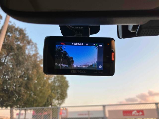 eKワゴン E 運転席シートヒーター キーレスエントリー 電動格納ミラー シートヒーター ベンチシート CVT ESC CD USB エアコン パワーステアリング パワーウィンドウ(11枚目)