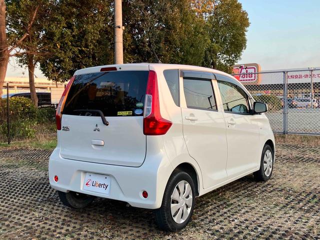 eKワゴン E 運転席シートヒーター キーレスエントリー 電動格納ミラー シートヒーター ベンチシート CVT ESC CD USB エアコン パワーステアリング パワーウィンドウ(15枚目)