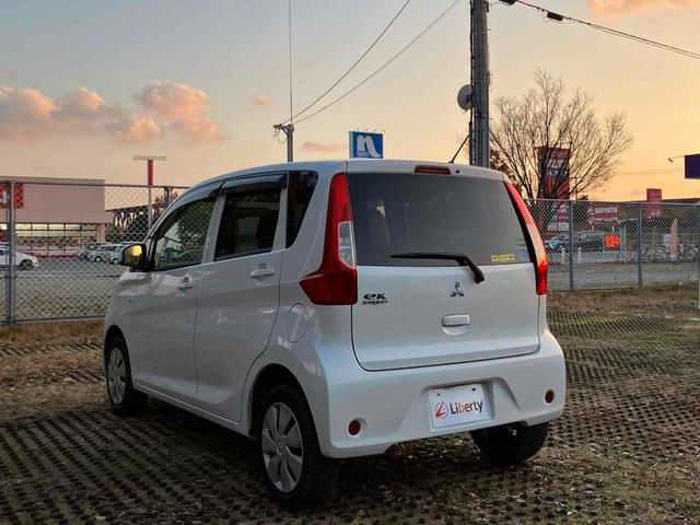 eKワゴン E 運転席シートヒーター キーレスエントリー 電動格納ミラー シートヒーター ベンチシート CVT ESC CD USB エアコン パワーステアリング パワーウィンドウ(17枚目)