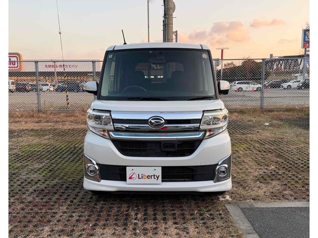 タント カスタムＸ　スマートセレクションＳＡ　ＥＴＣ　バックカメラ　両側スライド・片側電動　ナビ　ＴＶ　衝突被害軽減システム　オートライト　スマートキー　アイドリングストップ　電動格納ミラー　ベンチシート　ＣＶＴ　ＥＳＣ（9枚目）