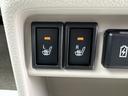 Ｘ　ｉ－ｓｔｏｐ　禁煙　シートヒータ　電動ミラー　ＬＥＤライト　スマートキ　ＡＴエアコン　前席パワーウインドウ　横滑防止　フルフラット　盗難防止機能　ＰＳ　エアバック　ＷＳＲＳ　ＡＢＳ　キーフリーシステム（21枚目）