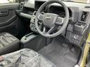 タフト Ｘ　助手席エアバック　運転席エアバック　ブレーキサポート　エコアイドル　レーンキープ　ソナー　横滑り防止　スカイルーフ　サイドエアバッグ　Ｂカメラ　ＡＢＳ付き　フルオートエアコン　ＬＥＤヘットライト（6枚目）