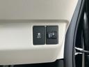 ベースグレード　ＨｏｎｄａＳＥＮＳＩＮＧ　片側電動スライド　電子パーキング　オートブレーキホールド　運転席＆助手席シートヒーター　アダプティブクルーズコントロール　スマートキー　サンシェード　オートライト（45枚目）