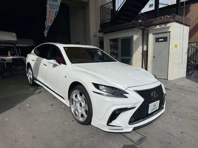 ＬＳ ＬＳ５００　Ｆスポーツ　ＷＡＬＤエアロマフラー２２ＡＷ純正ナビ地デジＢｌｕｅｔｏｏｔｈ全方位サンルーフＥＴＣマークレビンソンＴＺドラレコレーダーデジタルインナーミラーシートエアコン運転走行支援（2枚目）