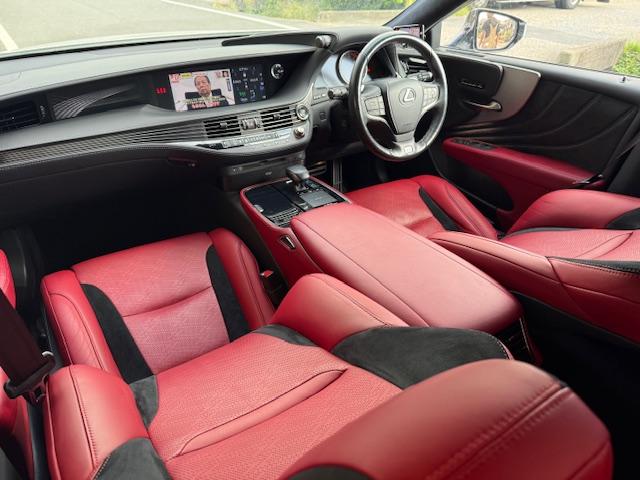 ＬＳ ＬＳ５００　Ｆスポーツ　ＷＡＬＤエアロマフラー２２ＡＷ純正ナビ地デジＢｌｕｅｔｏｏｔｈ全方位サンルーフＥＴＣマークレビンソンＴＺドラレコレーダーデジタルインナーミラーシートエアコン運転走行支援（16枚目）