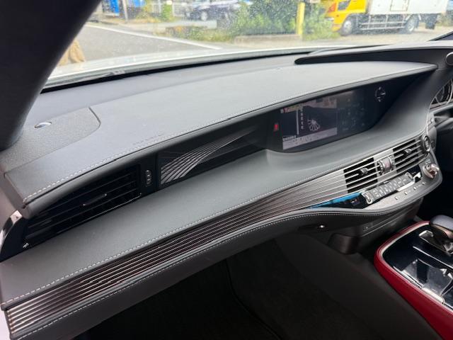 ＬＳ ＬＳ５００　Ｆスポーツ　ＷＡＬＤエアロマフラー２２ＡＷ純正ナビ地デジＢｌｕｅｔｏｏｔｈ全方位サンルーフＥＴＣマークレビンソンＴＺドラレコレーダーデジタルインナーミラーシートエアコン運転走行支援（18枚目）