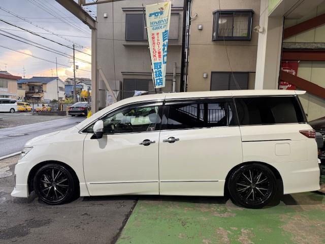 エルグランド ライダー エアロ社外AWナビ地デジバックカメラパワースライドドアPバックドアオットマンETCインテリキーフォグWサンルーフBluetooth(10枚目)