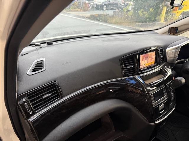 エルグランド ライダー エアロ社外AWナビ地デジバックカメラパワースライドドアPバックドアオットマンETCインテリキーフォグWサンルーフBluetooth(22枚目)