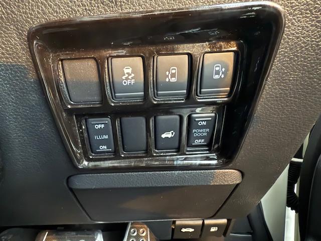 エルグランド ライダー エアロ社外AWナビ地デジバックカメラパワースライドドアPバックドアオットマンETCインテリキーフォグWサンルーフBluetooth(28枚目)