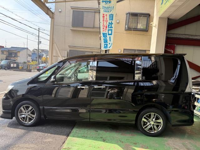 セレナ ライダー　純正ナビＤＶＤ地デジＢｌｕｅｔｏｏｔｈＥＴＣバックカメラ両側パワースライドドアＵＳＢケーブルインテリキーフォグ純正ＡＷ（9枚目）