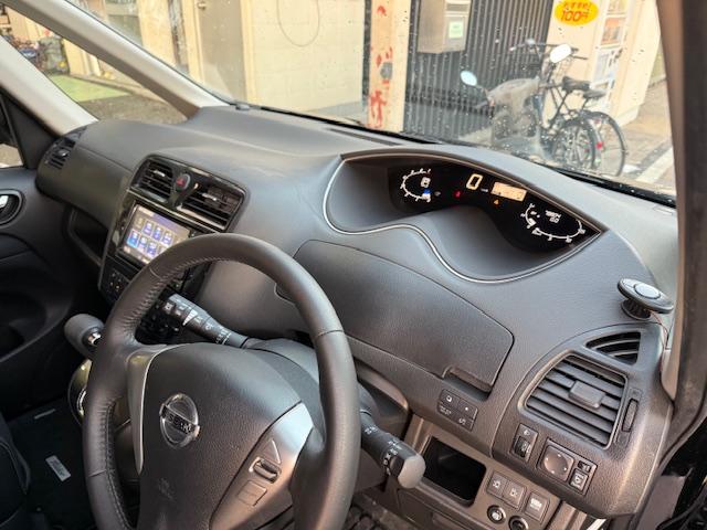 セレナ ライダー　純正ナビＤＶＤ地デジＢｌｕｅｔｏｏｔｈＥＴＣバックカメラ両側パワースライドドアＵＳＢケーブルインテリキーフォグ純正ＡＷ（22枚目）