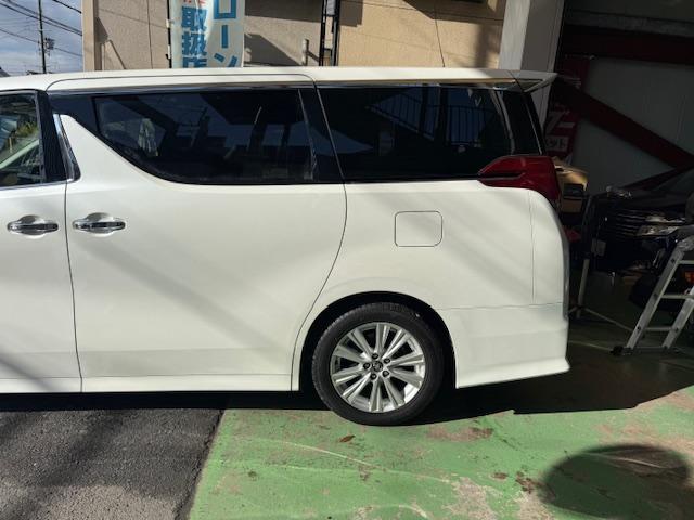 アルファード ２．５Ｓ　Ａパッケージ　ナビ地デジバックカメラＥＴＣＢｌｕｅｔｏｏｔｈ両側Ｐ後部モニタ－オットマンクルコンシステムコンソールＬＥＤライトフォグスマートキー（16枚目）