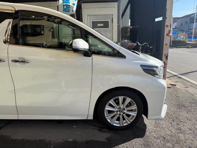 アルファード ２．５Ｓ　Ａパッケージ　ナビ地デジバックカメラＥＴＣＢｌｕｅｔｏｏｔｈ両側Ｐ後部モニタ－オットマンクルコンシステムコンソールＬＥＤライトフォグスマートキー（18枚目）