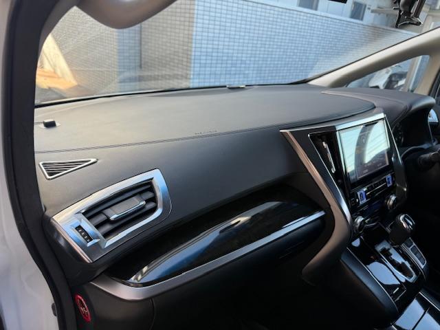 アルファード ２．５Ｓ　Ａパッケージ　ナビ地デジバックカメラＥＴＣＢｌｕｅｔｏｏｔｈ両側Ｐ後部モニタ－オットマンクルコンシステムコンソールＬＥＤライトフォグスマートキー（21枚目）