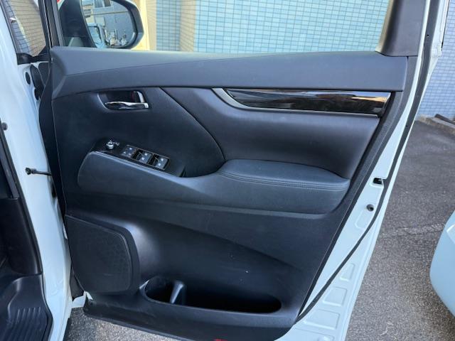 アルファード ２．５Ｓ　Ａパッケージ　ナビ地デジバックカメラＥＴＣＢｌｕｅｔｏｏｔｈ両側Ｐ後部モニタ－オットマンクルコンシステムコンソールＬＥＤライトフォグスマートキー（36枚目）
