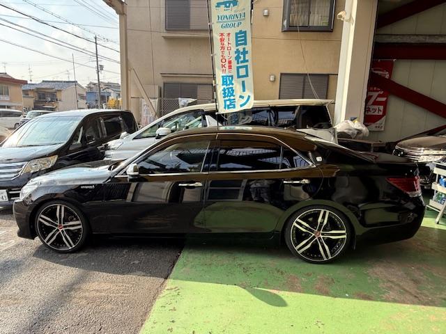 クラウンハイブリッド ロイヤルサルーンG 車高調社外AW本革ETCクルコンスマートキーナビ地デジBluetoothBカメシートエアコンメモリーシートフォグ(9枚目)